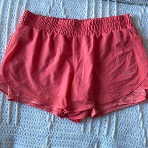 NWOT athletic shorts size large